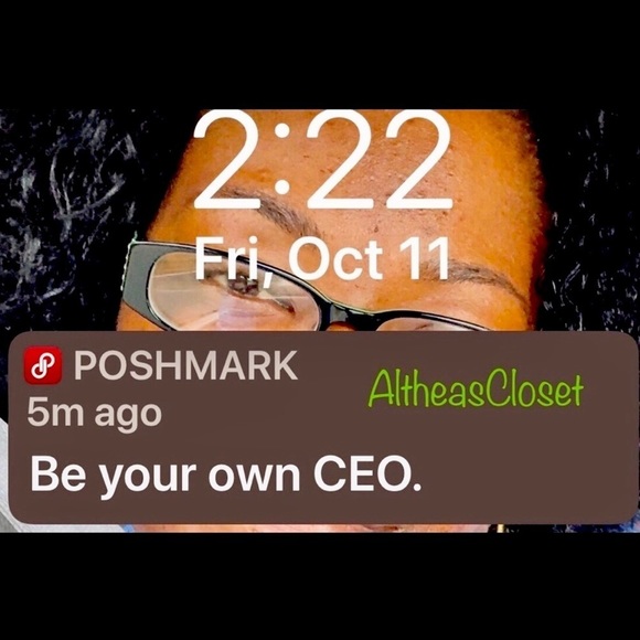 𝅺Welcome to my Closet - Picture 1 of 16